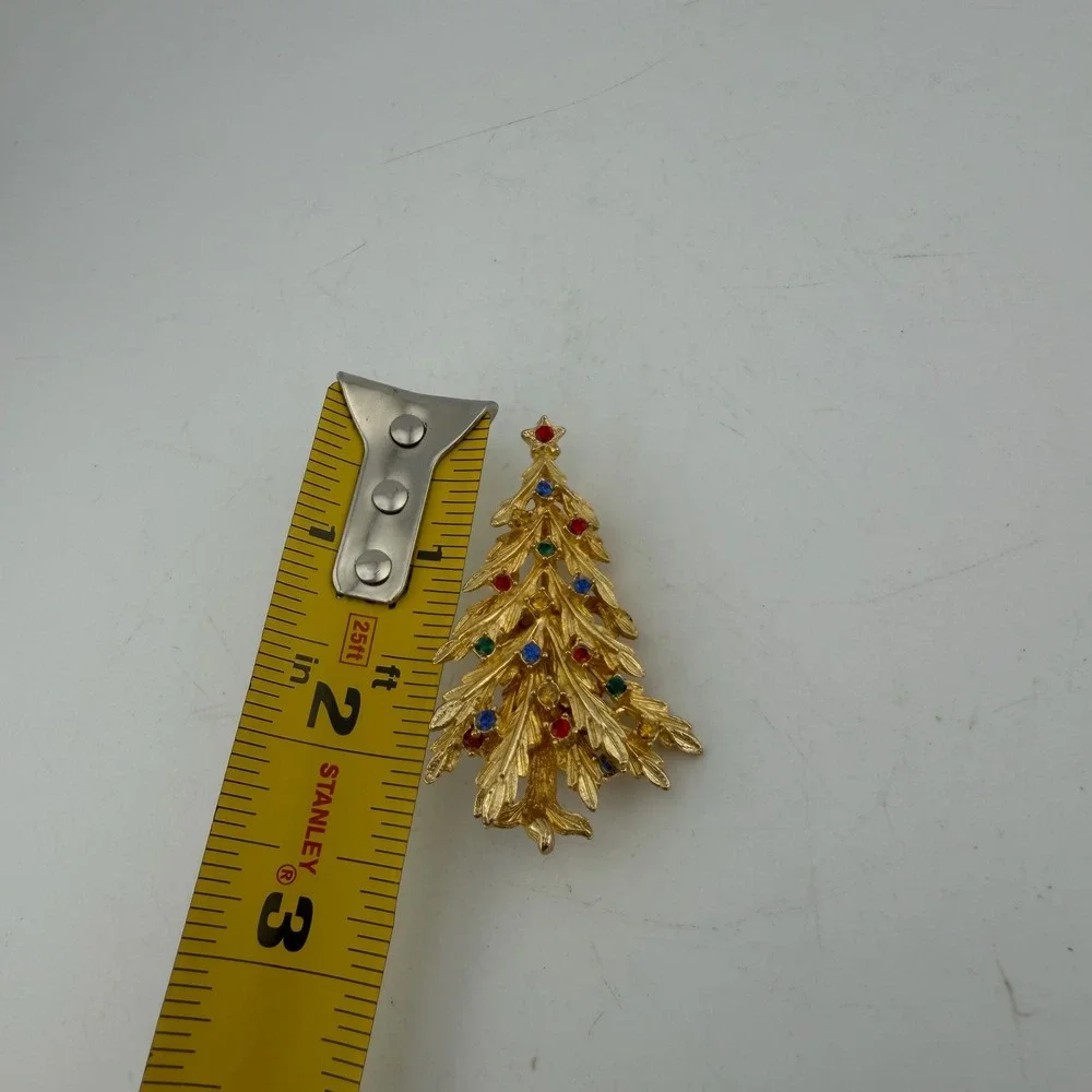 Gold Tone Christmas Tree Rhinestone Holiday Brooch Pin